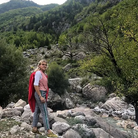 Renaissance Oda ve Kahvaltı *